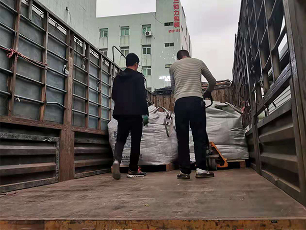 專(zhuān)業(yè)回收正極片 大量回收正極材料